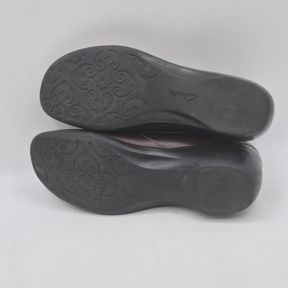 Clarks Shoes Womens Size 7.5M Brown Leather Slip On Wedge Comfort‎ Loafers